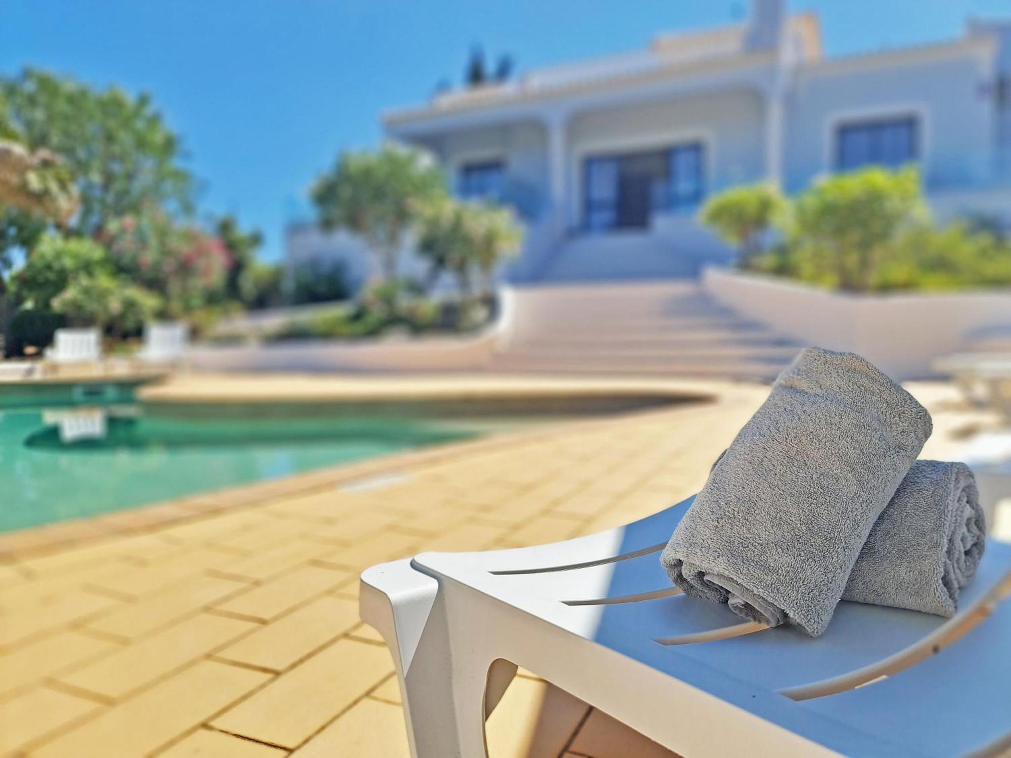 Casa Vitoria - With Private Pool Villa Pera Ngoại thất bức ảnh